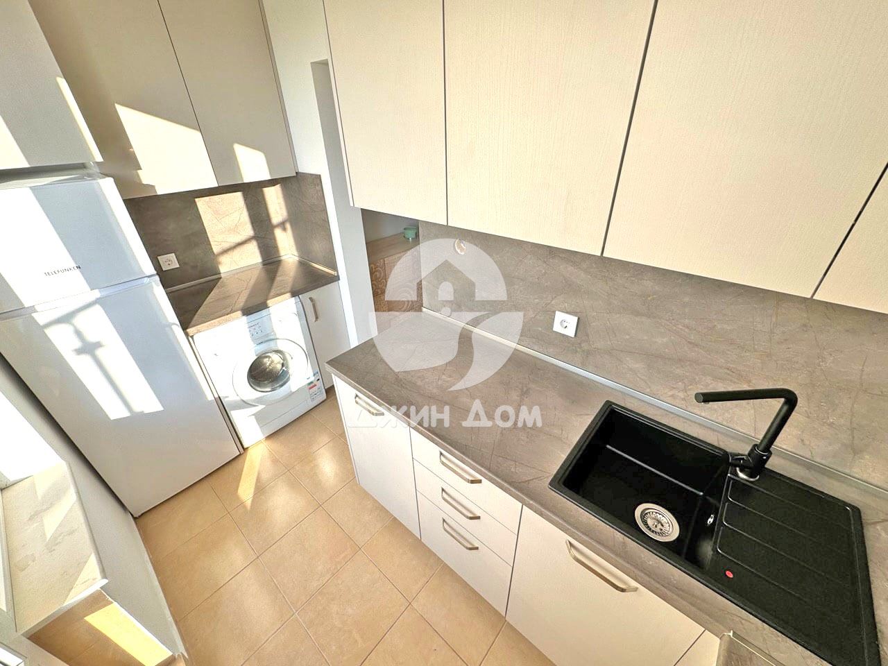 Двустаен пентхаус апартамент с ПАНОРАМА МОРЕ в к-с Оазис, с. Равда - 0