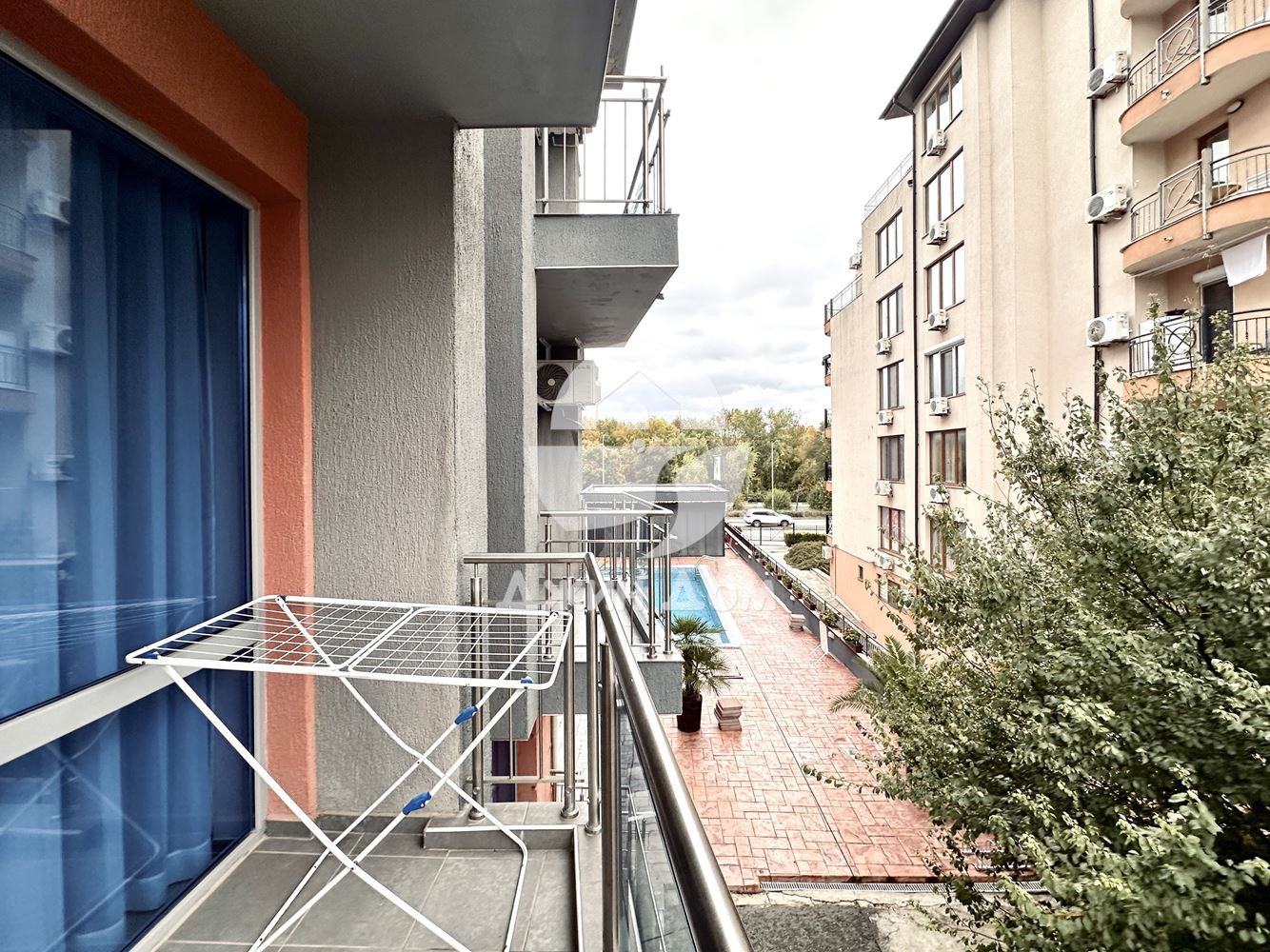 Тристаен апартамент в к-с „Какао Резиденс“, к.к. Слънчев бряг - 0