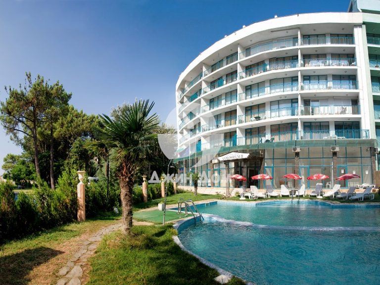 Просторен двустаен апартамент в к-с Колизеум, Слънчев бряг - 0