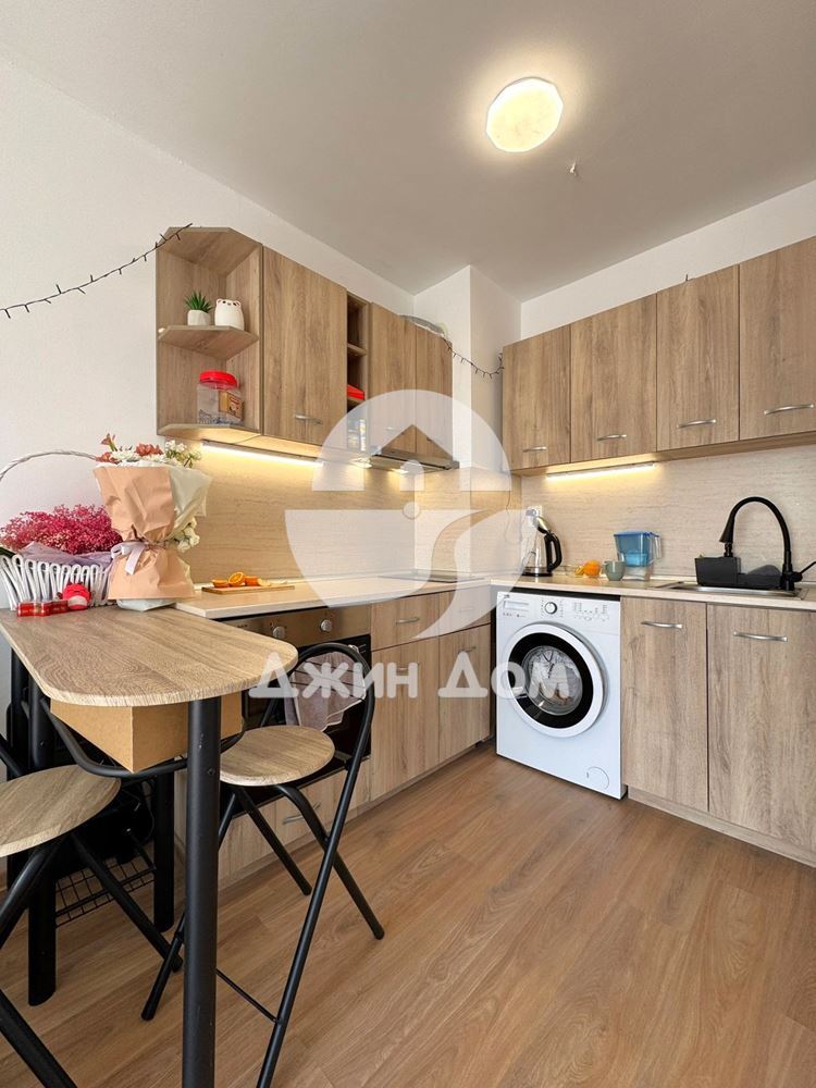 Просторен двустаен апартамент в к-с Флорес Парк, к.к. Слънчев бряг - 0