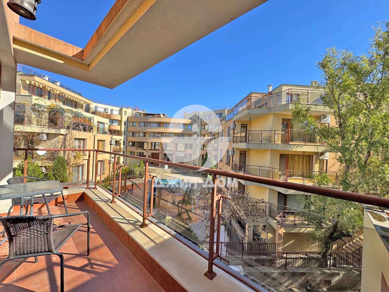 Стилен двустаен апартамент в к-с „Антония“, гр. Свети Влас - 0