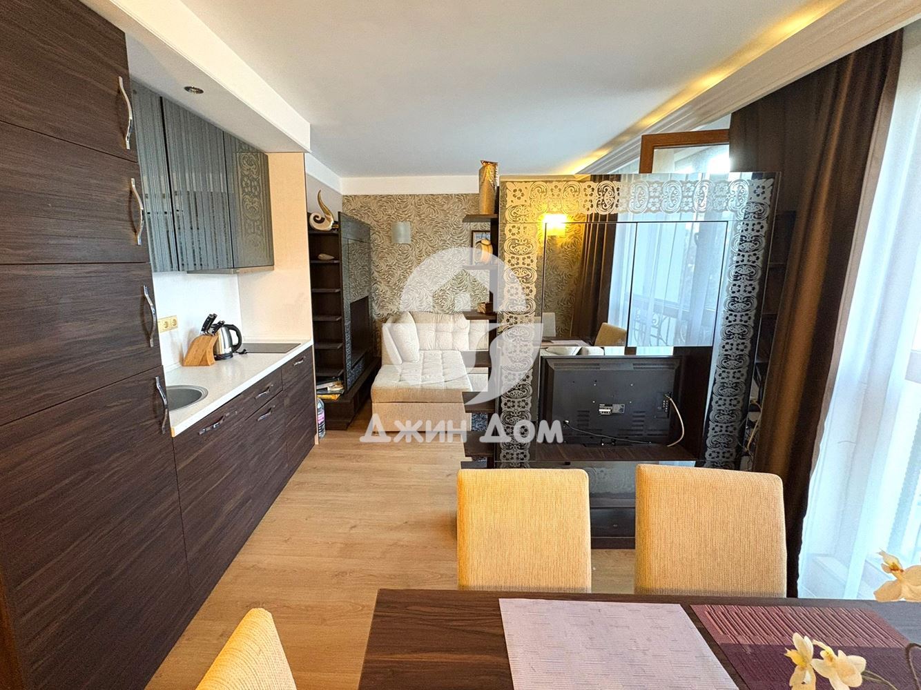 Стилен тристаен апартамент в к-с „Хармони Палас“, к.к. Слънчев бряг - 0