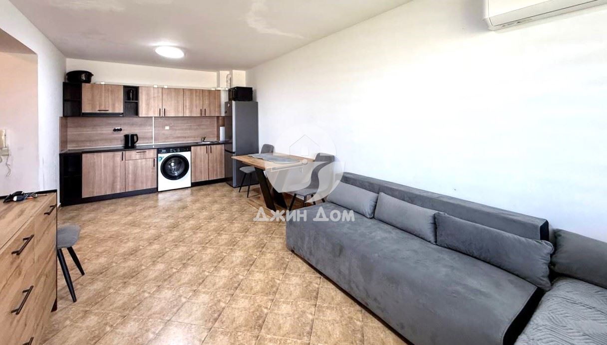 Просторен стилен двустаен апартамент в к-с „Арките“, с. Кошарица - 0