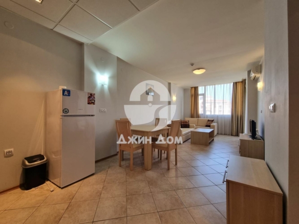 Просторен двустаен апартамент в к-с „Посейдон“, к.к Слънчев бряг - 0