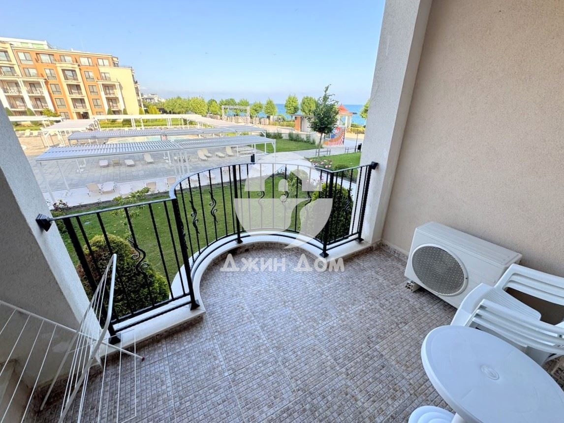 Едностаен апартамент с ПАНОРАМА МОРЕ в к-с Премиер Форт Бийч, Св. Влас - 0