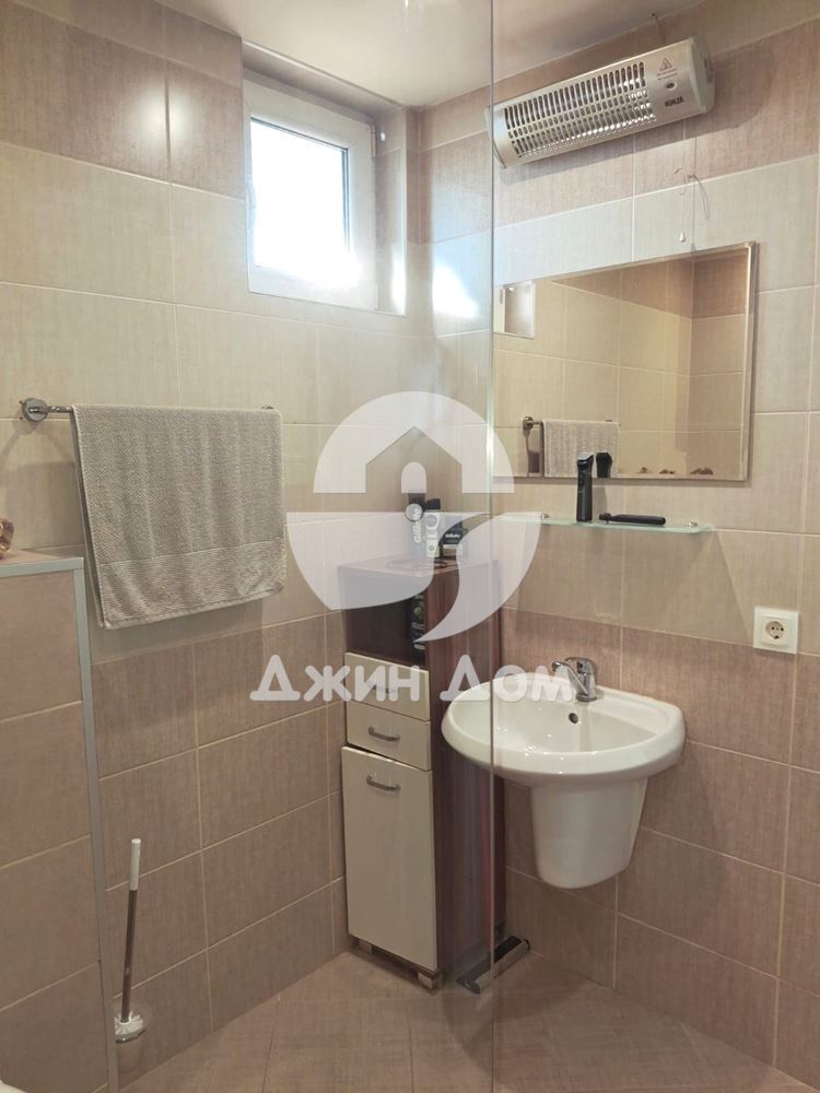 Двуетажен таунхаус с двор в с. Порой, гр. Бургас - 0