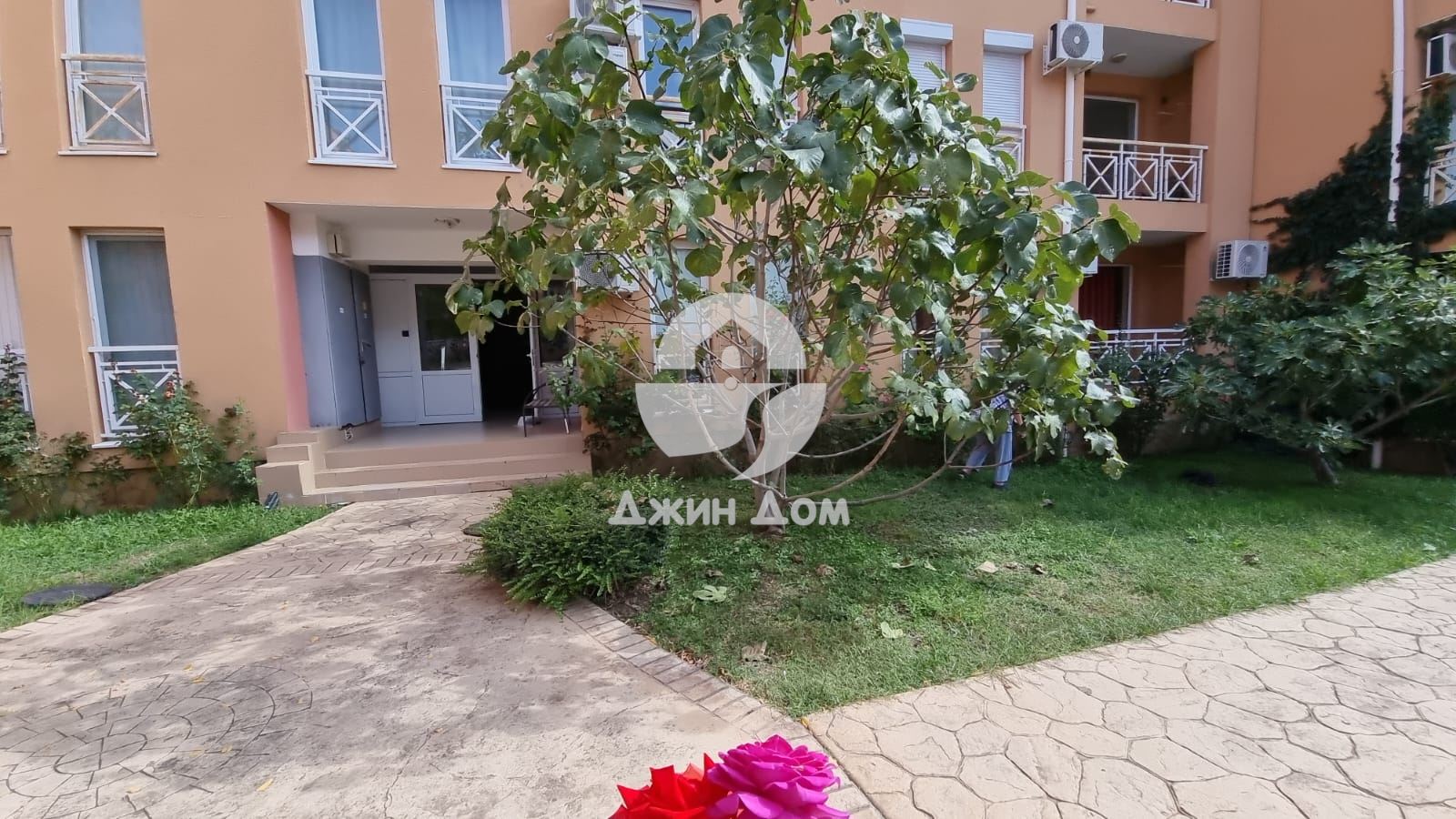 Eдностаен апартамент в к-с Съни Дей 6, к.к. Слънчев бряг - 0