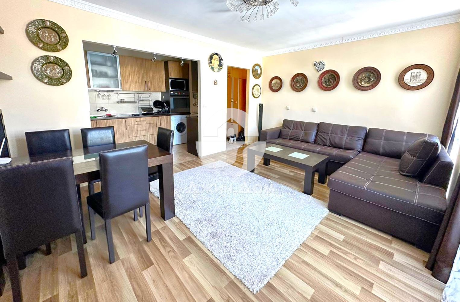 Просторен двустаен апартамент в к-с “Елит 4”, к.к. Слънчев бряг - 0