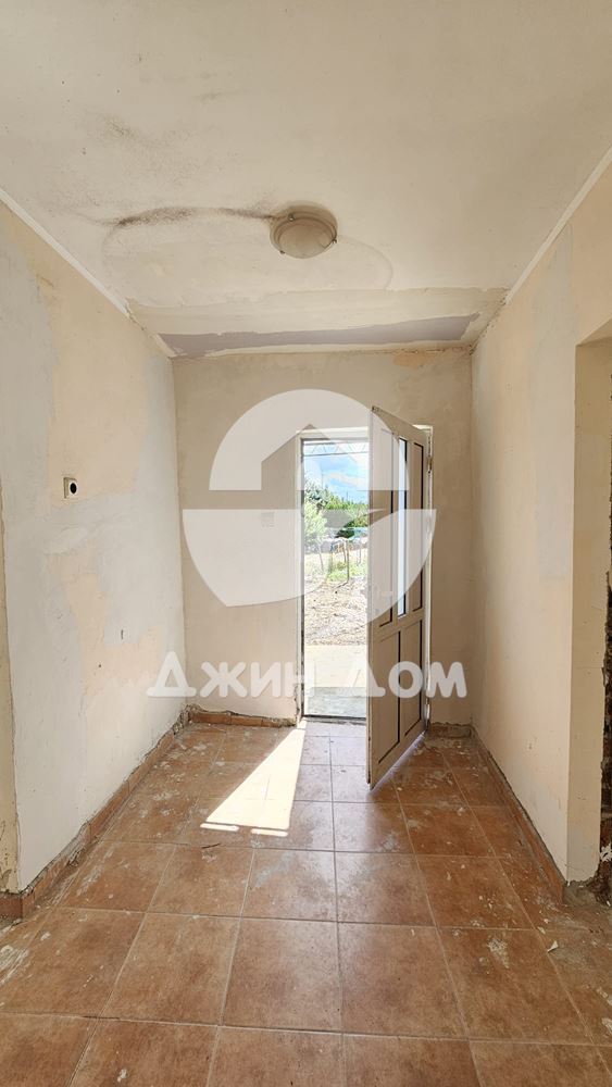 Едноетажна къща в с. Дюлево, обл. Бургас - 0