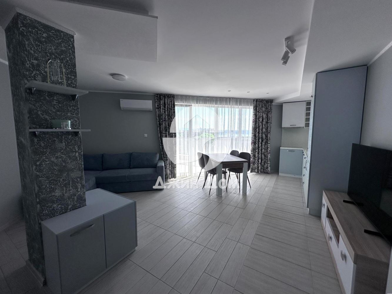 Двустаен апартамент с ГЛЕДКА МОРЕ в к-с „Омега Резорт“, с. Равда - 0