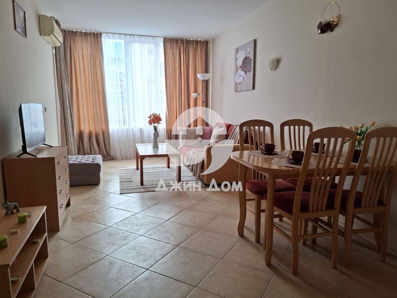 Просторен двустаен апартамент в к-с „Сънсет Бийч 4“, к.к. Слънчев бряг - 0