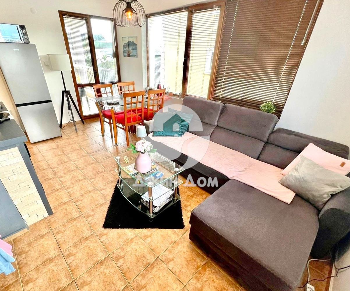 Тристаен апартамент с НИСКА ТАКСА в к-с „Виста дел Мар“, с. Равда - 0