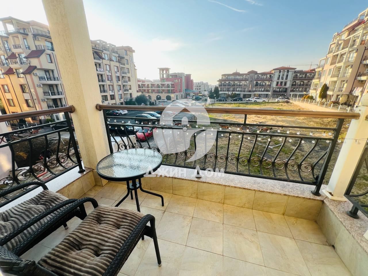 Просторен двустаен апартамент в к-с „Родина 2“, к.к. Свети Влас - 0