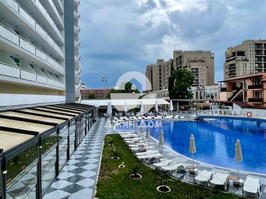 Двустаен апартамент с ГЛЕДКА МОРЕ в к-с „Нирвана“, к.к. Слънчев бряг - 0