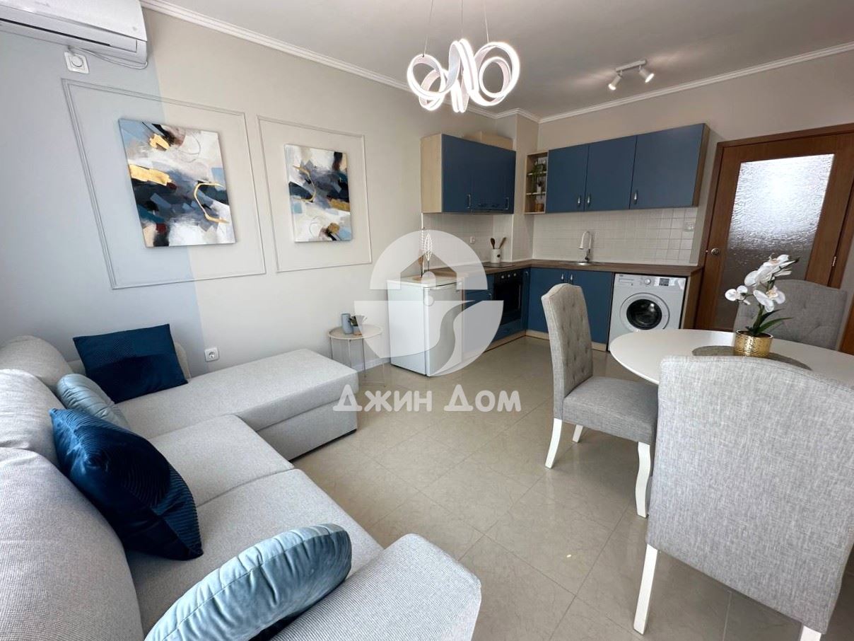 Двустаен апартамент в к-с Блу Скай, гр. Свети Влас - 0