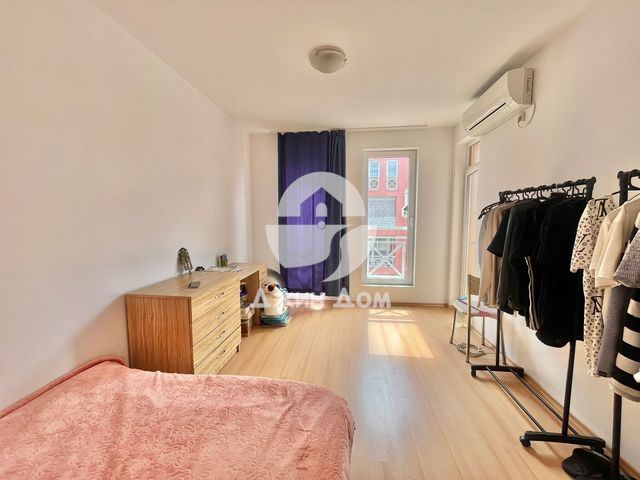 Просторен тристаен апартамент в к-с „Съни Дей 6“, к.к. Слънчев бряг - 0