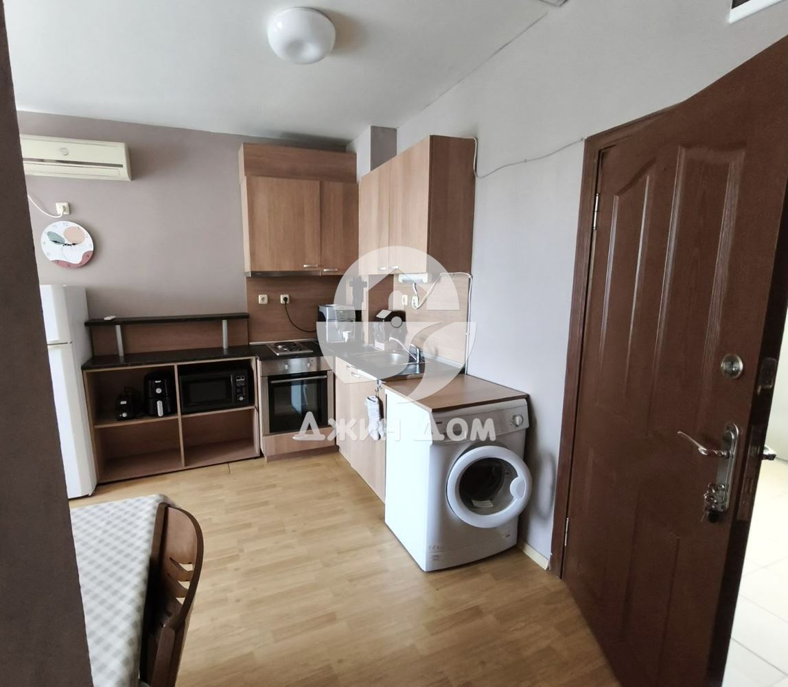 Двустаен апартамент в к-с Панорама Бей 1, гр. Свети Влас - 0