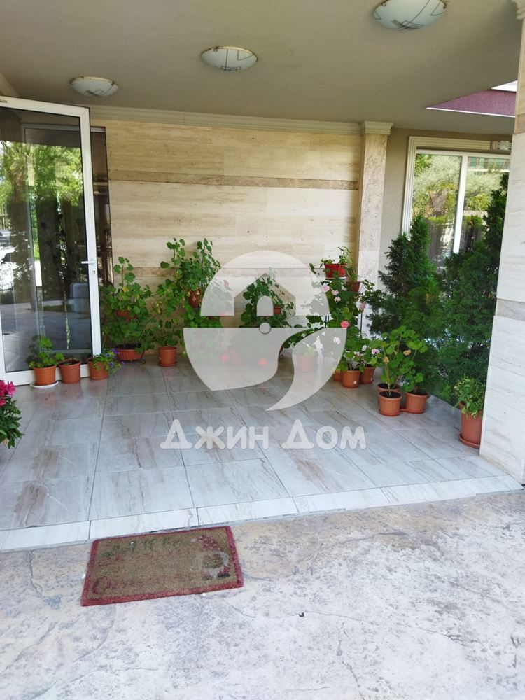 Двустаен апартамент в к-с „Вип Парк“, к.к. Слънчев бряг - 0