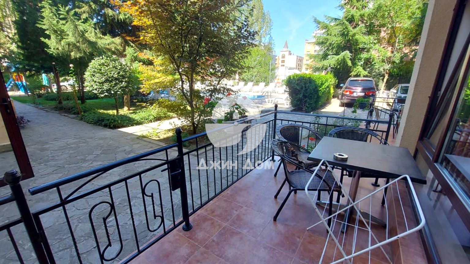 Двустаен апартамент в к-с „Роуз Вилидж“, к.к. Слънчев бряг - 0