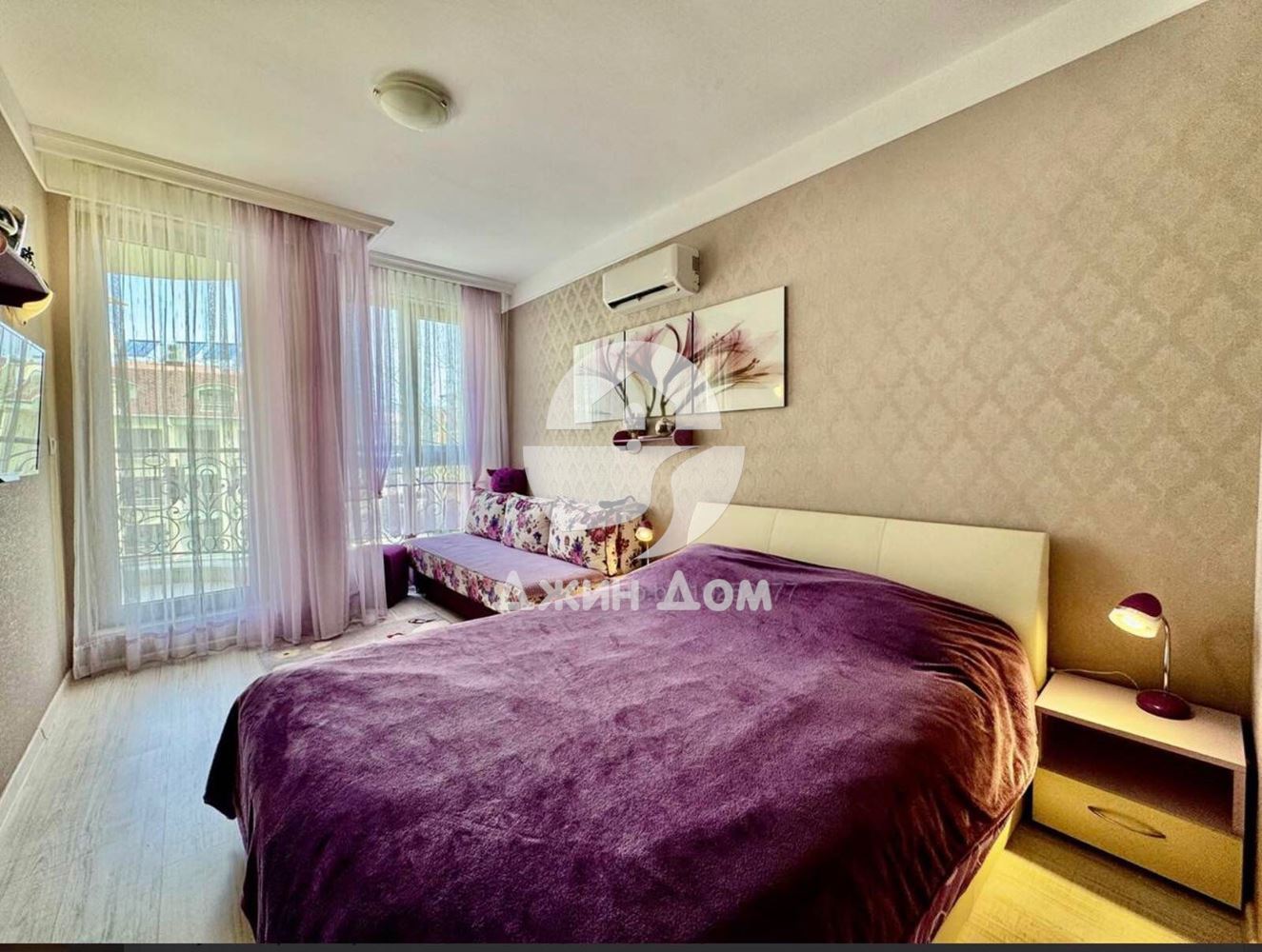 Двустаен апартамент в к-с "Хармони Сюитс Монте Карло", Слънчев бряг - 0