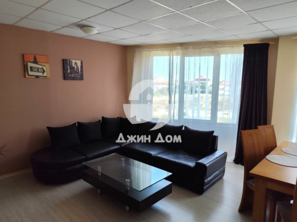 Тристаен апартамент в жилищна сграда с НИСКА ТАКСА, гр. Ахелой - 0