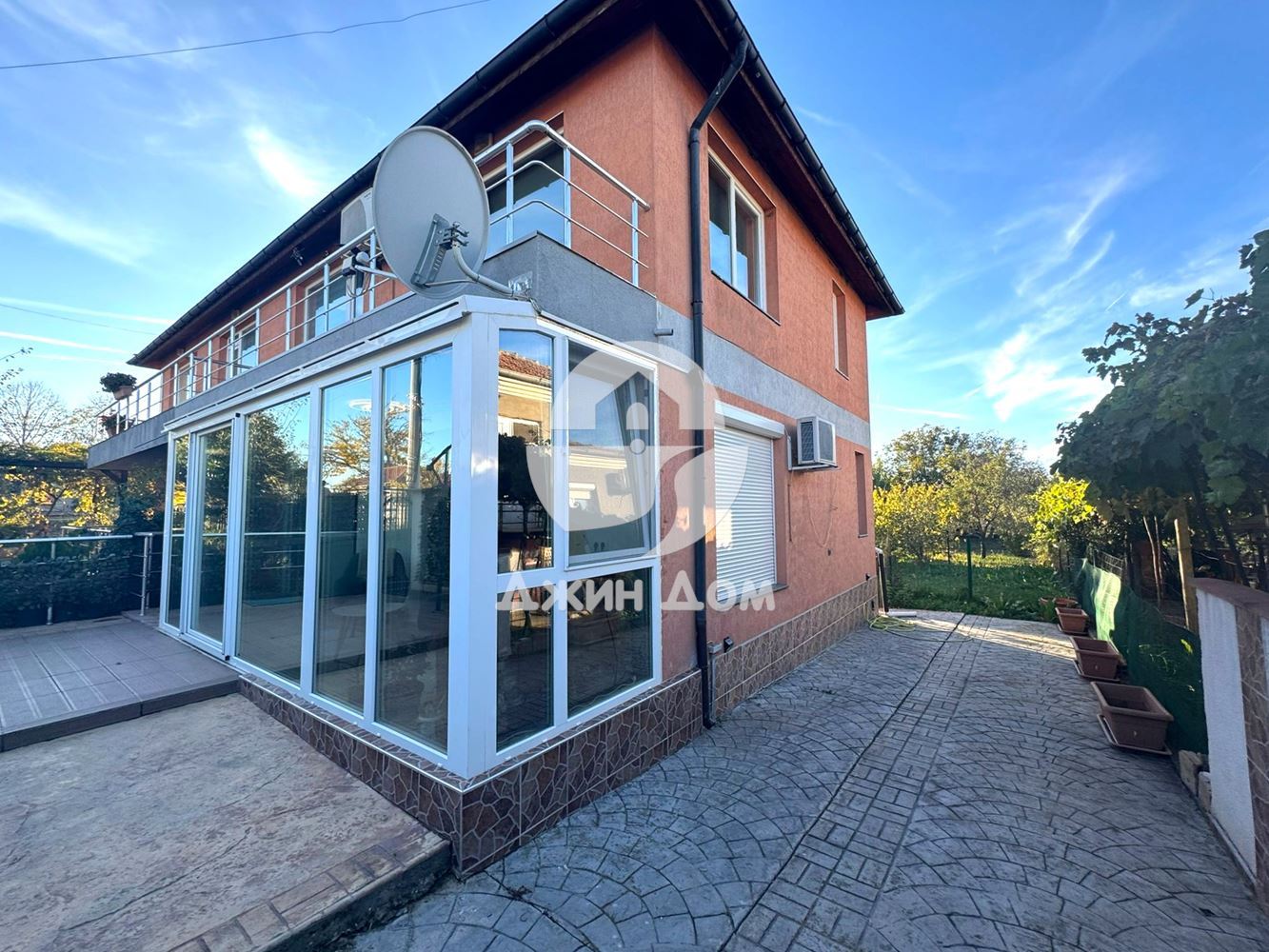 Двуетажен таунхаус с двор в с. Порой, гр. Бургас - 0