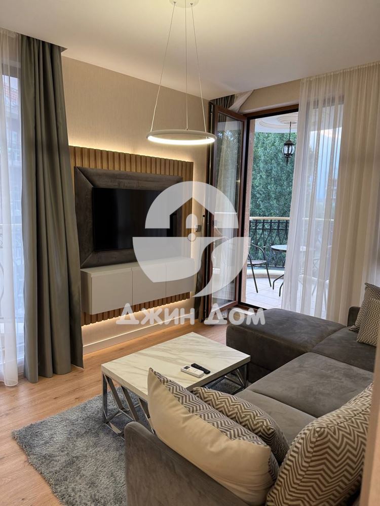 Луксозен двустаен апартамент в к-с Хармони Дрийм Парк, Слънчев бряг - 0