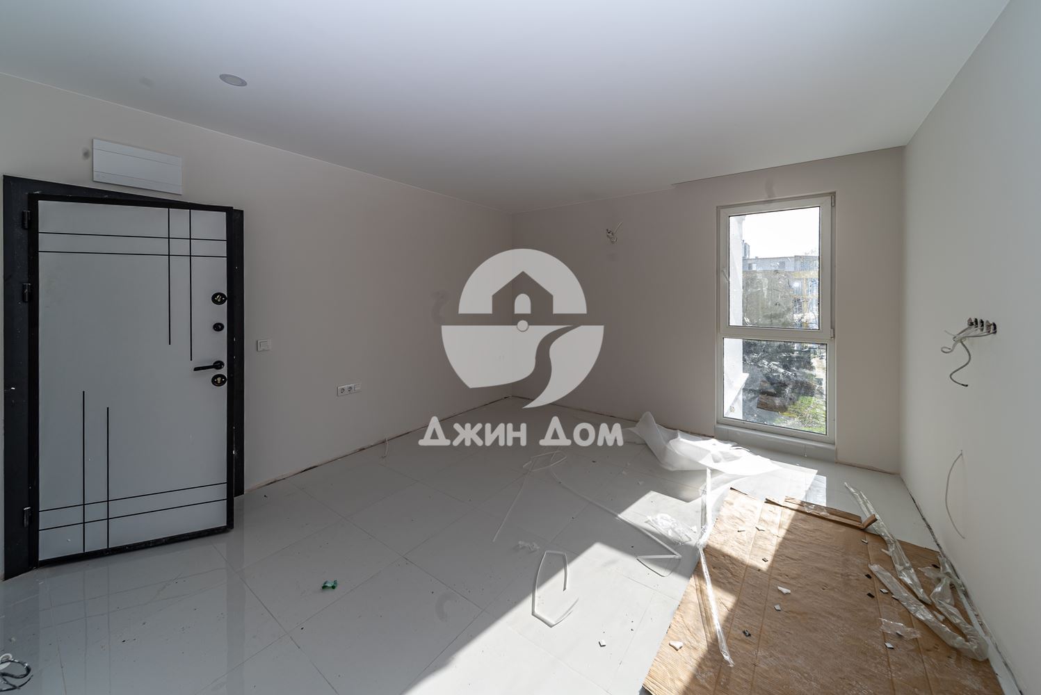 Едностаен апартамент със СКЛАД в к-с Емилия Романа Есте, Слънчев бряг - 0