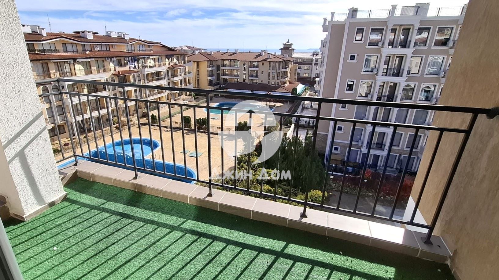 Двустаен апартамент с ГЛЕДКА МОРЕ в к-с Домус Екстра, гр. Свети Влас - 0