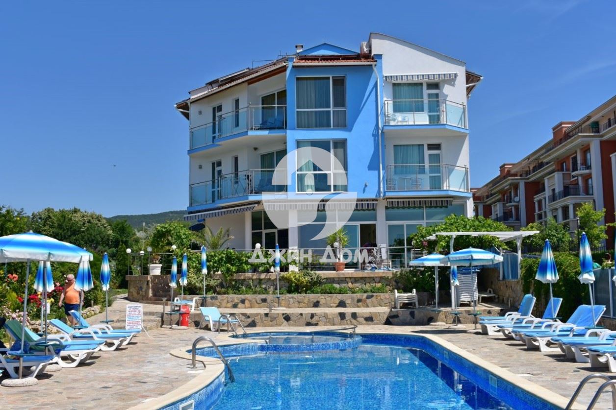 Двустаен апартамент с ГЛЕДКА МОРЕ в к-с Свети Никола, гр. Свети Влас - 0