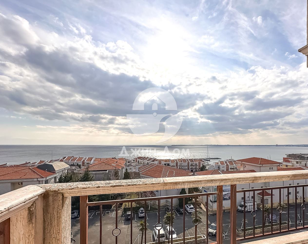 Четиристаен апартамент с ПАНОРАМА МОРЕ в к-с Каприз, гр. Свети Влас - 0