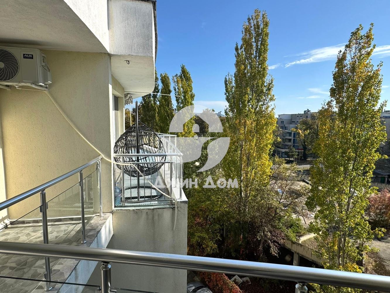 Просторен обзаведен двустаен апартамент в к-с Ясен, к.к. Слънчев Бряг - 0