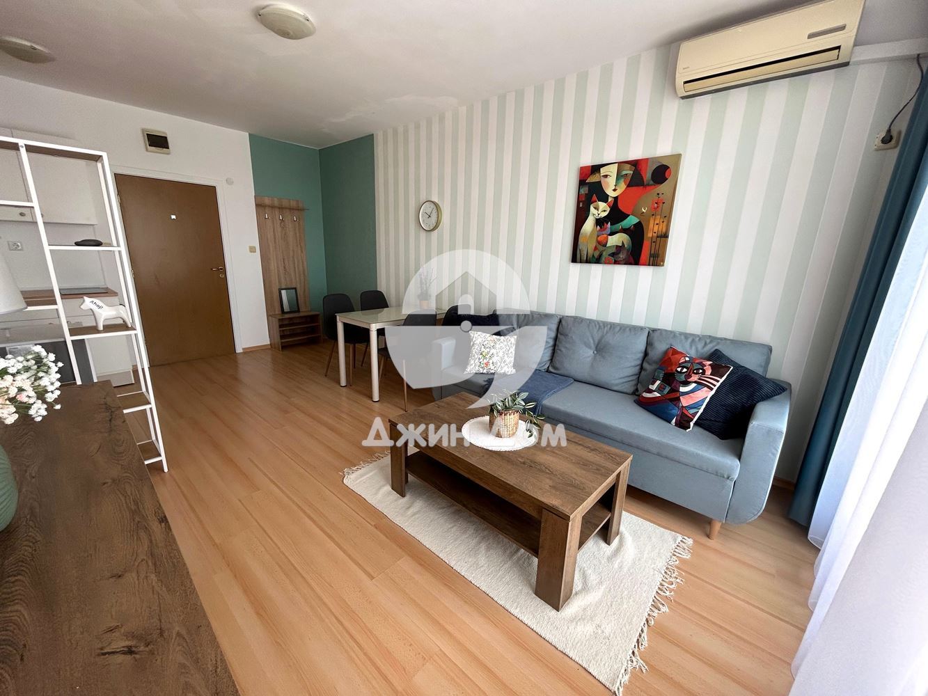 Двустаен апартамент в к-с „Съни Дей 6“, к.к. Слънчев бряг - 0