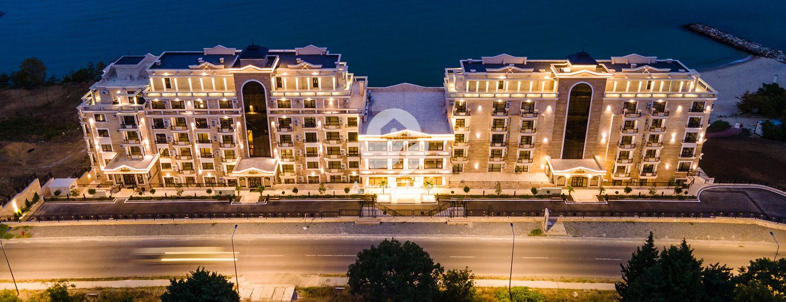 Апартамент с ПАНОРАМА ПЛАНИНА в к-с Оникс Бийч Резиденс, Свети Влас - 0