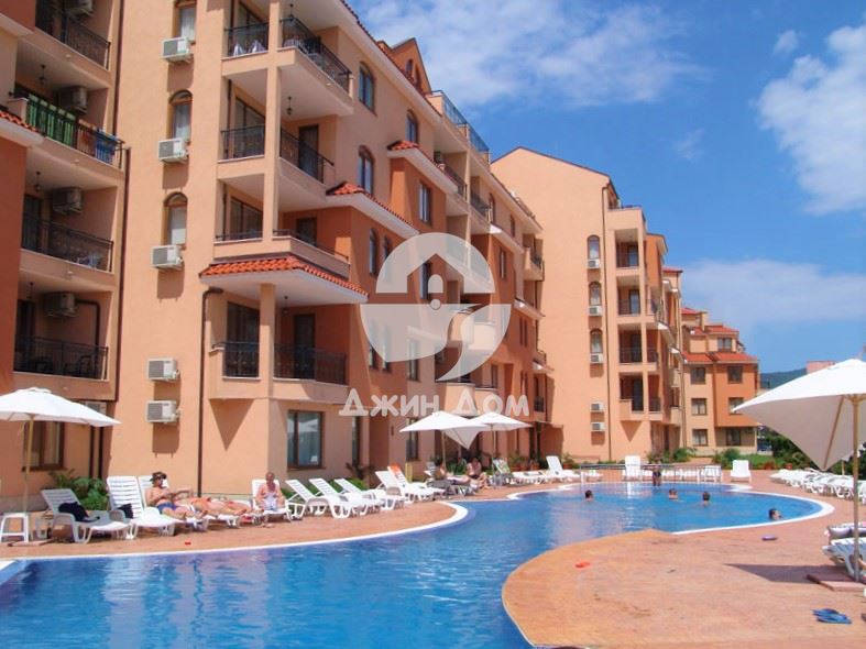 Просторни двустайни апартаменти в к-с Касандра, к.к. Слънчев бряг - 0