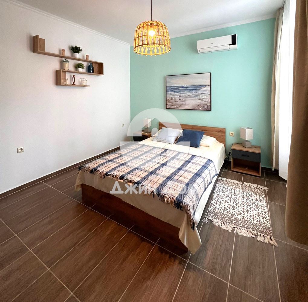 Двустаен апартамент в к-с „Сън Уейв“, гр. Свети Влас - 0