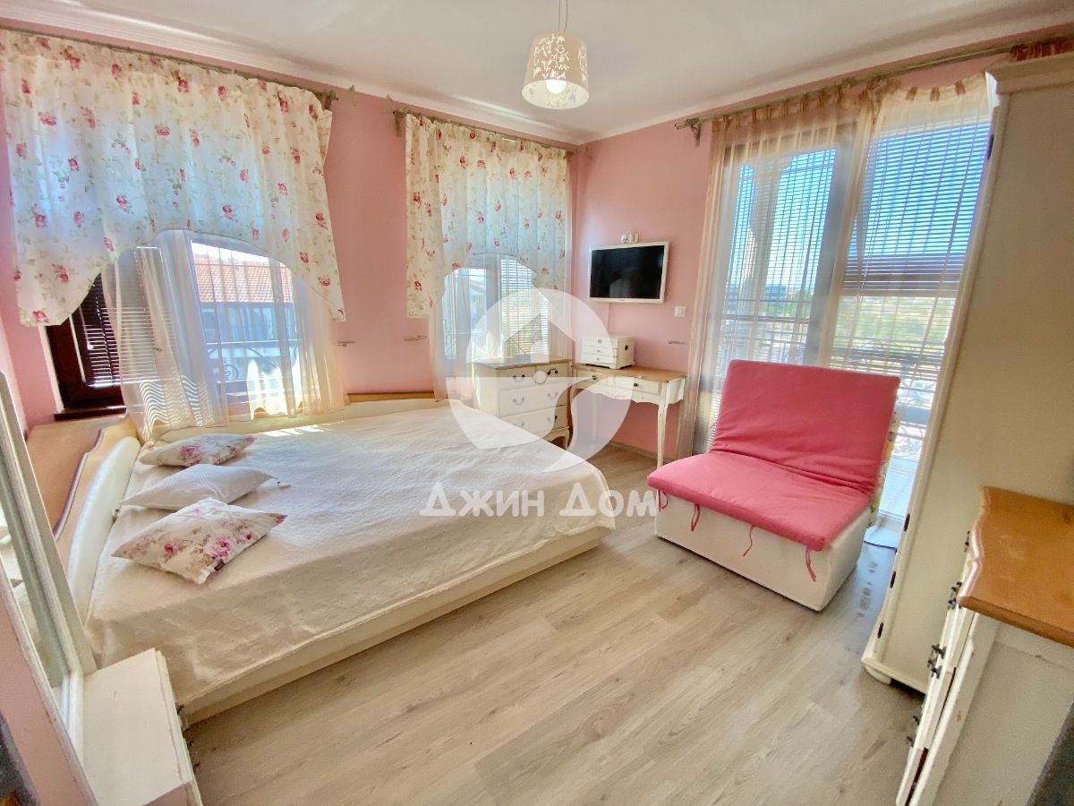 Многостаен двуетажен мезонет в к-с Естебан, гр. Несебър - 0