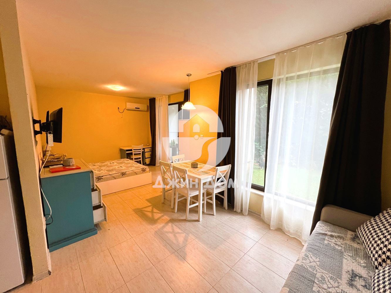 Просторен едностаен апартамент в к-с Грийн Лайф Бийч Резорт, Созопол - 0