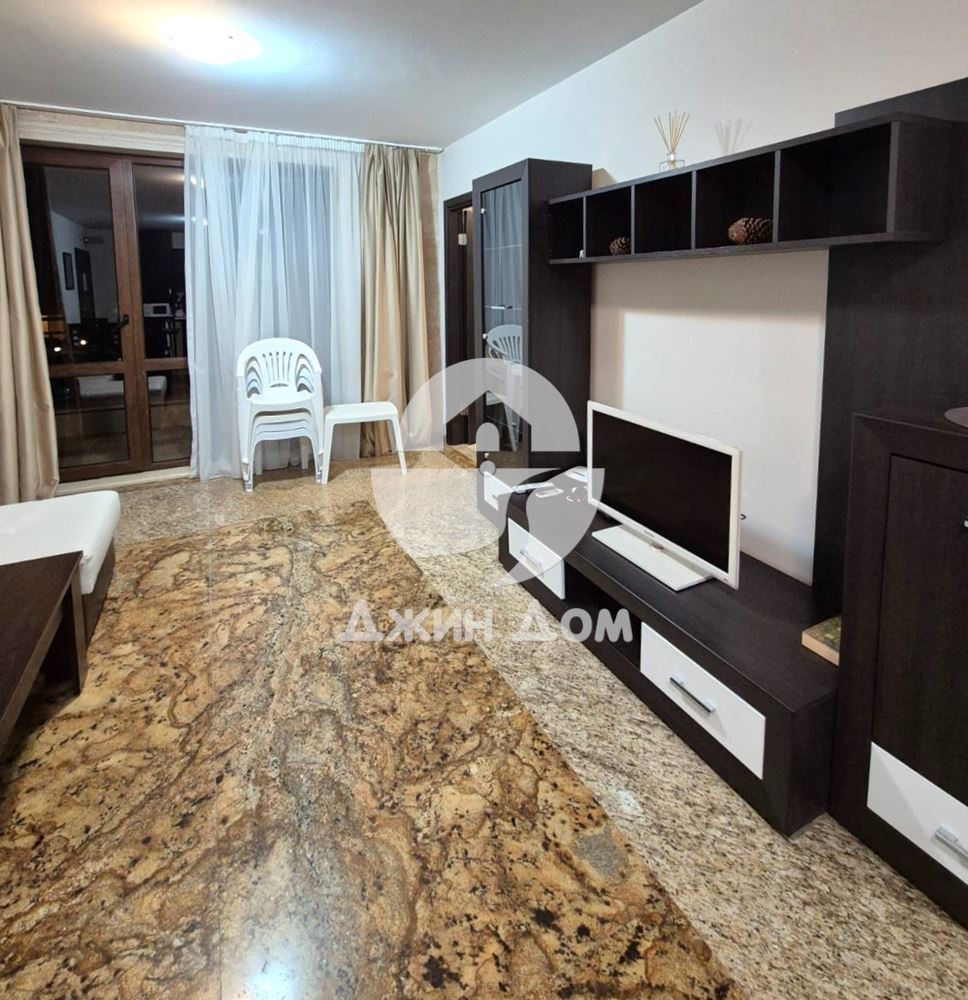 Просторен тристаен апартамент в к-с „Амара“, к.к. Слънчев бряг - 0