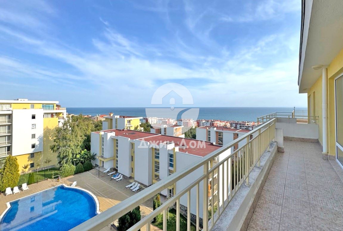 Двустаен апартамент с ПАНОРАМА МОРЕ в к-с „Краун Форт“, гр. Свети Влас - 0
