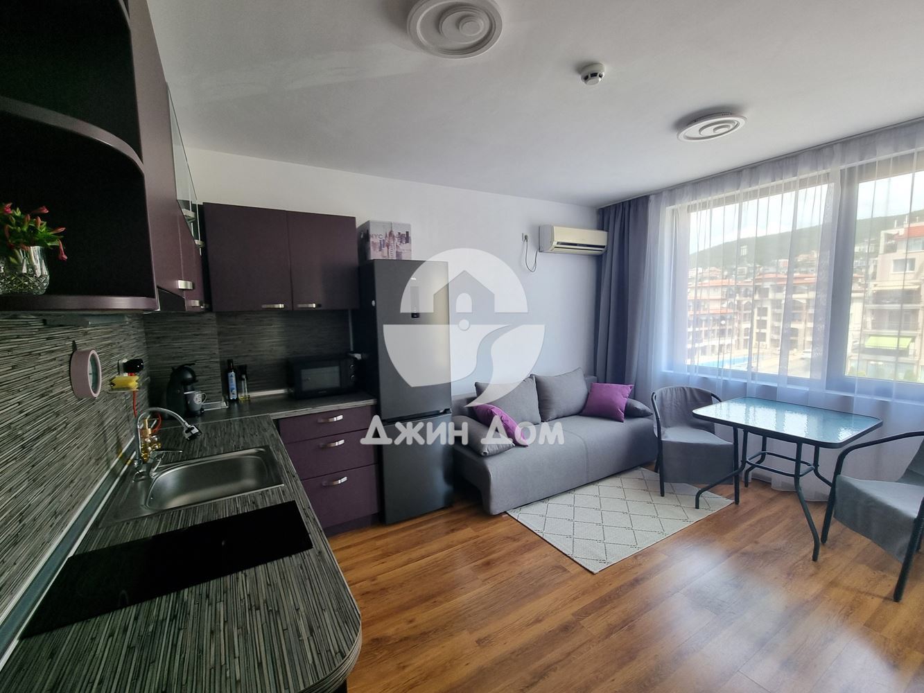 Обзаведен двустаен апартамент в к-с Радуга 1, гр. Свети Влас - 0