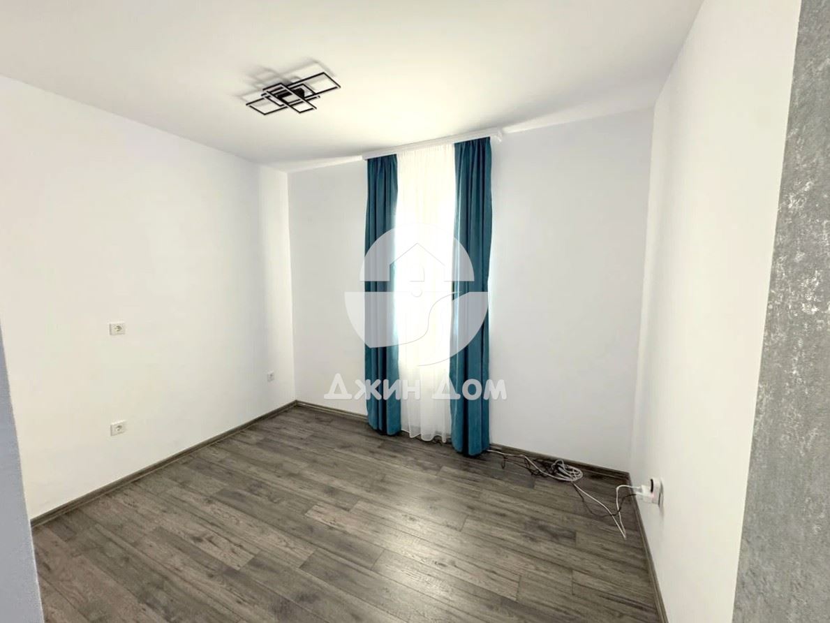 Тристаен апартамент с ГЛЕДКА МОРЕ в к-с „Мери Мар“, гр. Свети Влас - 0