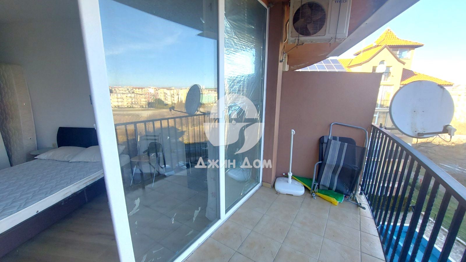 Просторен едностаен апартамент в к-с „Съни Вю Саут“, к.к. Слънчев бряг - 0