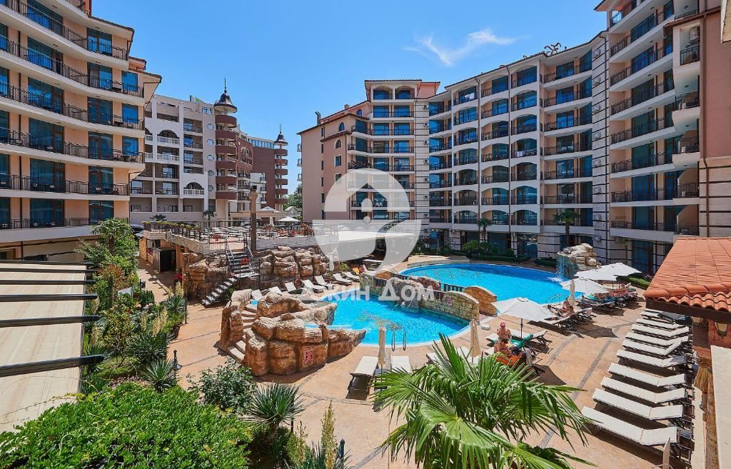 Едностаен апартамент с ГЛЕДКА МОРЕ в к-с Каролина, к.к Сл.бряг - 0