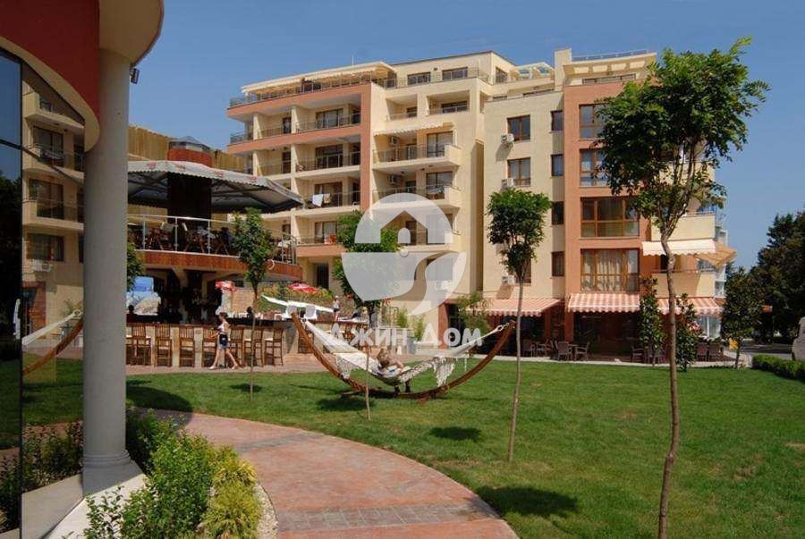 Едностаен апартамент с НИСКА ТАКСА в к-с „Виго“, гр. Несебър - 0