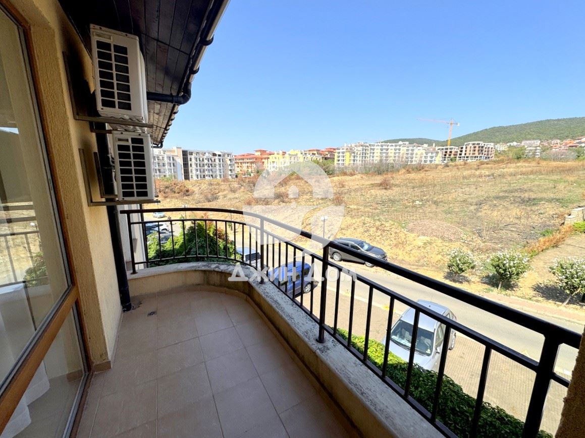 Тристаен апартамент с ГЛЕДКА МОРЕ в к-с Аква Дриймс, гр. Свети Влас - 0