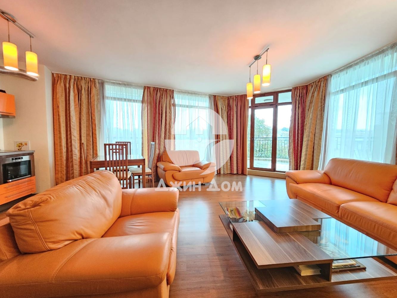 Тристаен апартамент с ПАНОРАМА МОРЕ в жилищна сграда, гр. Созопол - 0