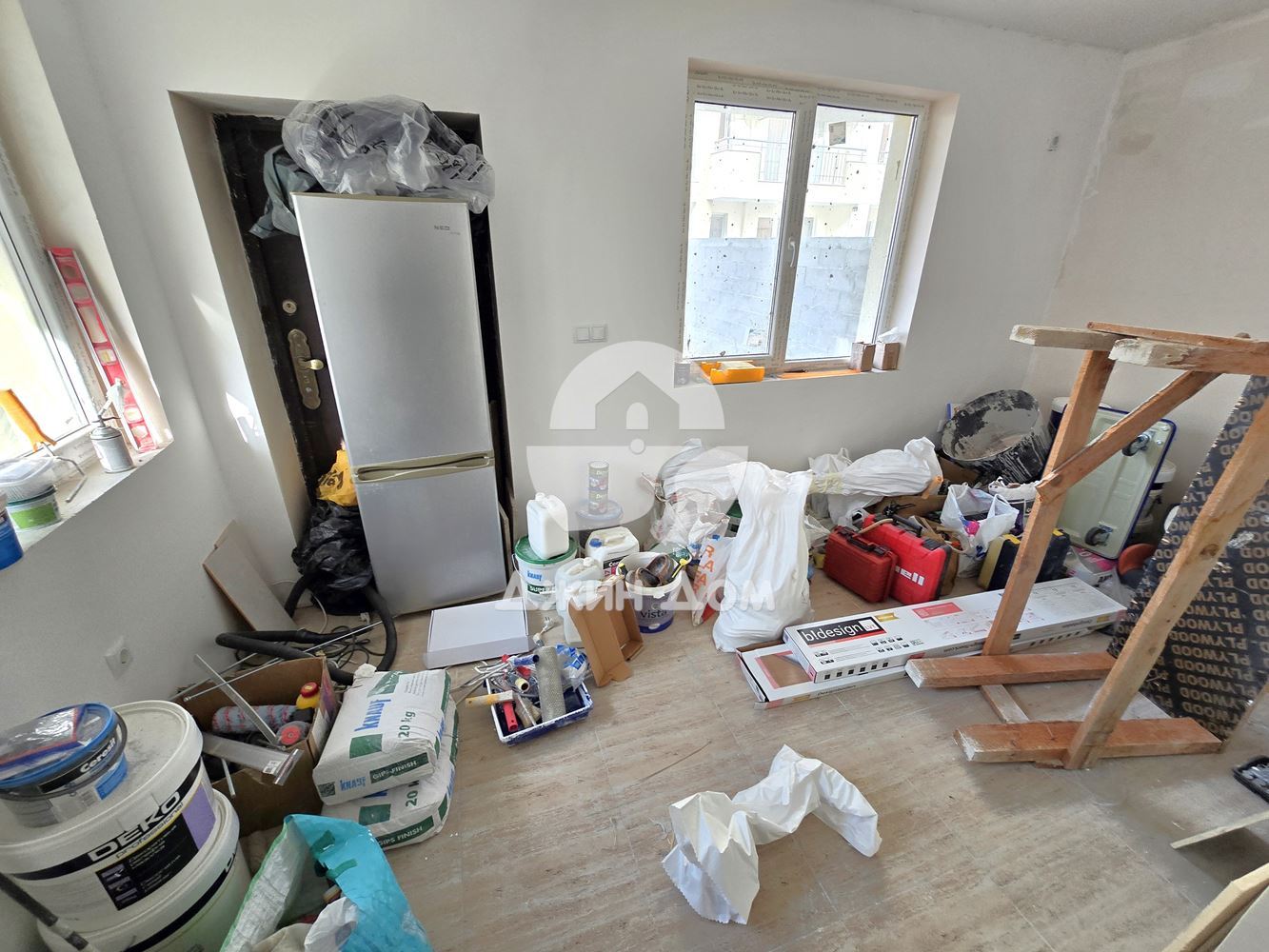 Едностаен апартамент с ДВОР и БЕЗ ТАКСА поддръжка в гр. Несебър - 0