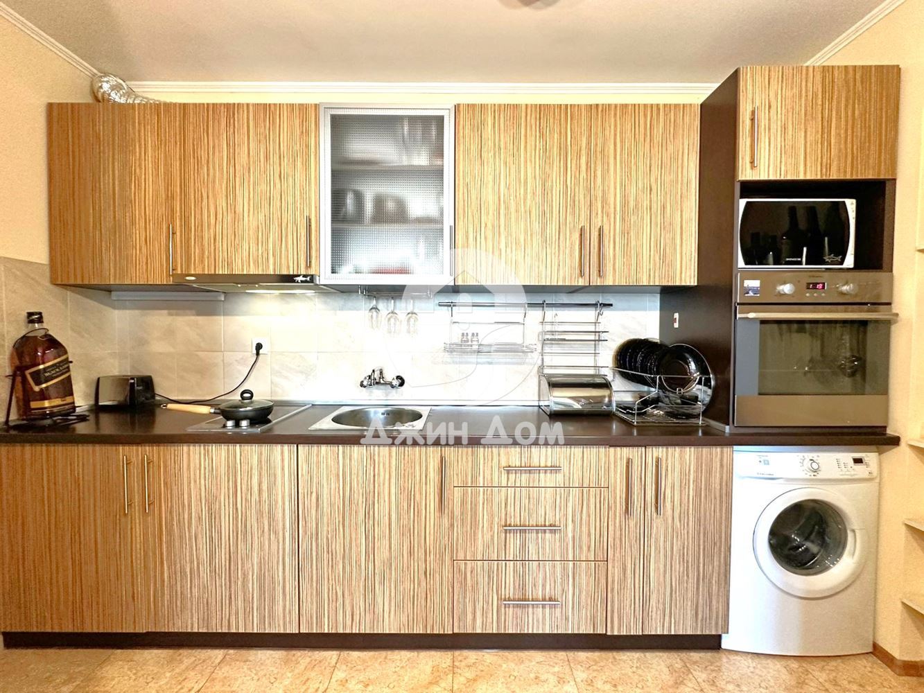 Просторен двустаен апартамент в к-с “Елит 4”, к.к. Слънчев бряг - 0