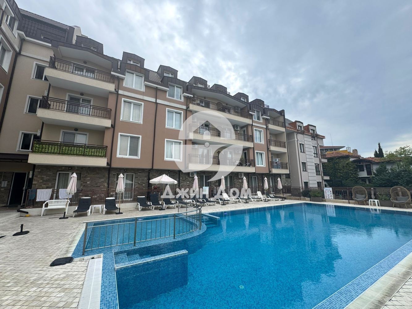 Просторен двустаен апартамент в к-с „Хоризонт“, к.к. Слънчев бряг - 0